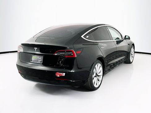 Used 2018 Tesla Model 3 Long Range image 9