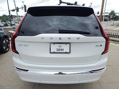 New 2026 Volvo XC90 B6 Ultra image 7