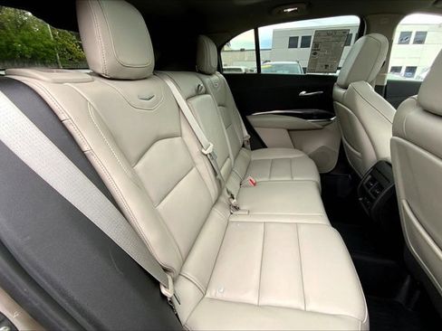 Used 2023 Cadillac XT4 Luxury w/ Cold Weather Package image 26
