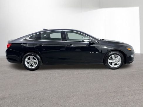 Used 2025 Chevrolet Malibu LS image 34