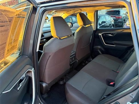 Used 2024 Toyota RAV4 XLE image 18