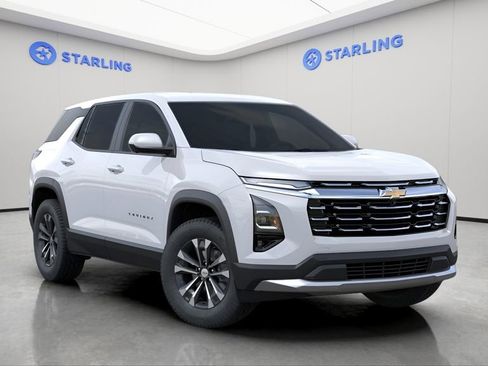 New 2026 Chevrolet Equinox LT w/ Safety and Technology Package image 7