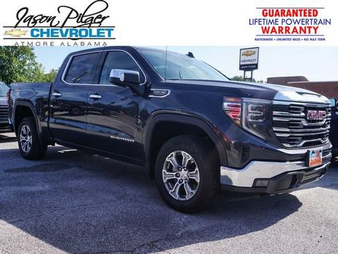 Used 2025 GMC Sierra 1500 SLT AWD/4WD image 1