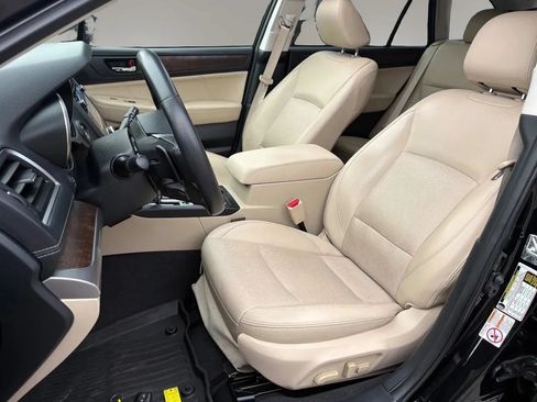 Used 2019 Subaru Outback 2.5i Limited w/ Popular Package #2 AWD/4WD image 11