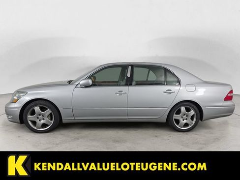 Used 2005 Lexus LS 430 RWD image 8
