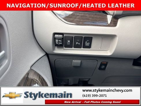 Used 2017 Toyota Sienna XLE w/ XLE Navigation Package image 34