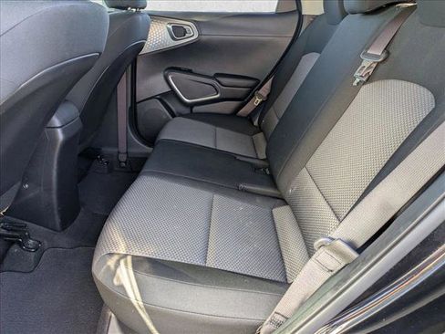 Used 2020 Kia Soul LX image 17