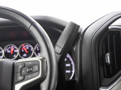 Used 2021 Chevrolet Silverado 1500 LT AWD/4WD image 19