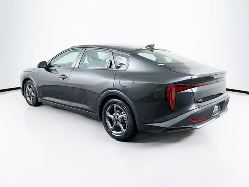 Used 2025 Kia K4 LXS image 5