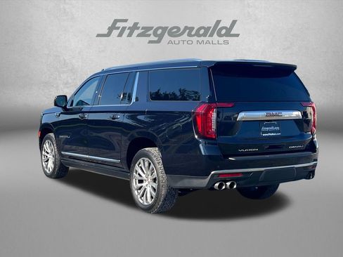 Used 2023 GMC Yukon XL Denali AWD/4WD image 8