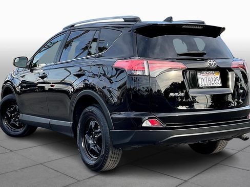 Used 2017 Toyota RAV4 LE image 11