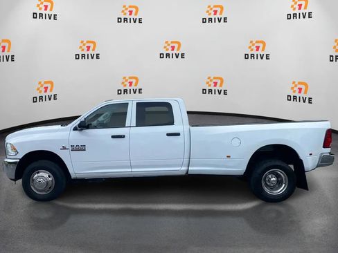 Used 2018 RAM 3500 Tradesman w/ Chrome Appearance Group AWD/4WD image 2