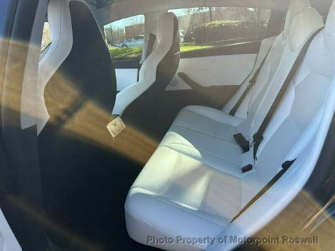 Used 2024 Tesla Model 3 Performance image 18