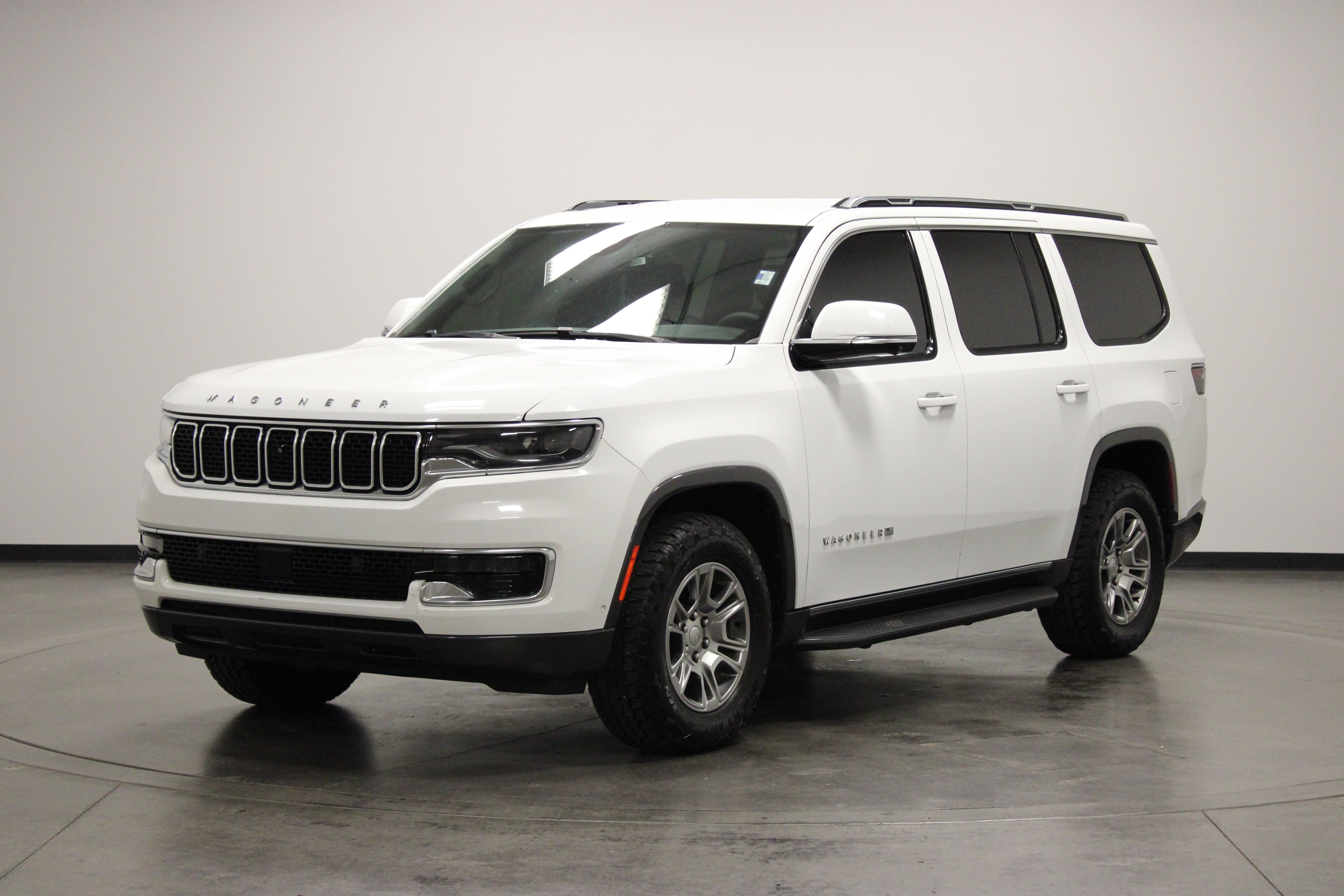 Used 2022 Jeep Wagoneer Series I w/ Convenience Group I RWD image 4