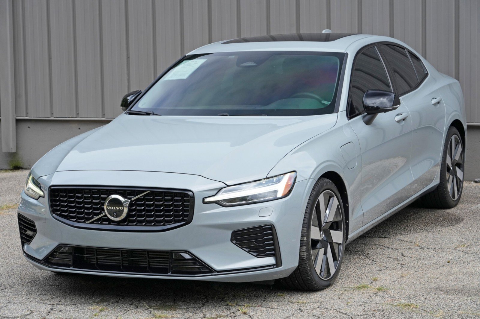 Used 2024 Volvo S60 T8 Plus w/ Climate Package AWD/4WD image 48