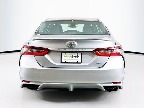Used 2023 Toyota Camry SE FWD image 7