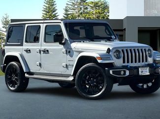 Used 2023 Jeep Wrangler Unlimited Sahara w/ Cold Weather Group AWD/4WD video 2