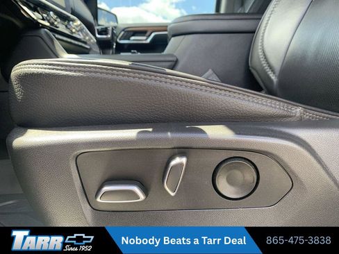 Used 2023 GMC Sierra 1500 Denali w/ Technology Package AWD/4WD image 14