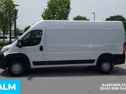 Used 2023 RAM ProMaster 2500 FWD image 10