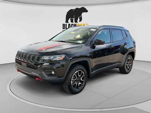 New 2026 Jeep Compass Trailhawk AWD/4WD image 7