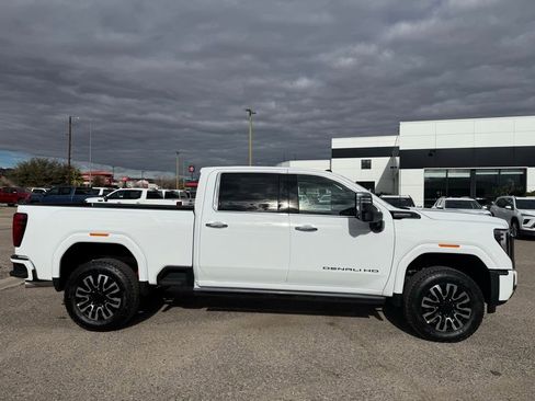 New 2026 GMC Sierra 3500 Denali Ultimate image 4