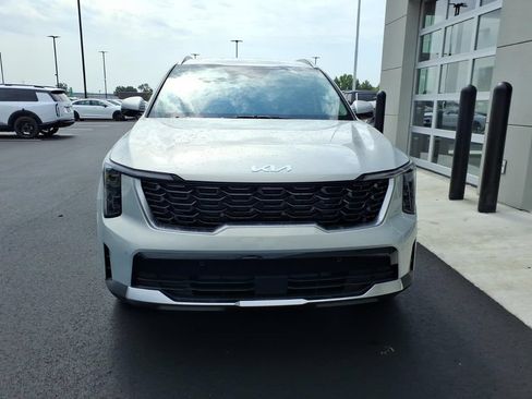 New 2026 Kia Sorento S FWD image 3