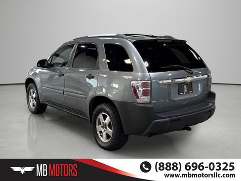 Used 2005 Chevrolet Equinox LS w/ Preferred Equipment Group AWD/4WD image 5