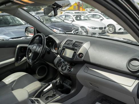 Used 2012 Toyota RAV4 Limited w/ Navigation Value Pkg AWD/4WD image 12
