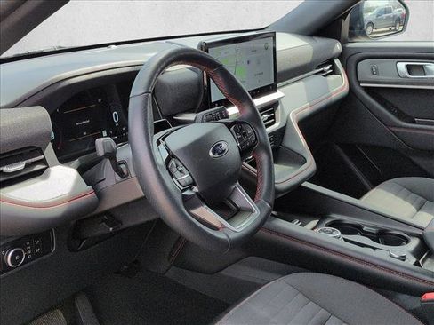 Used 2025 Ford Explorer ST-Line AWD/4WD image 10
