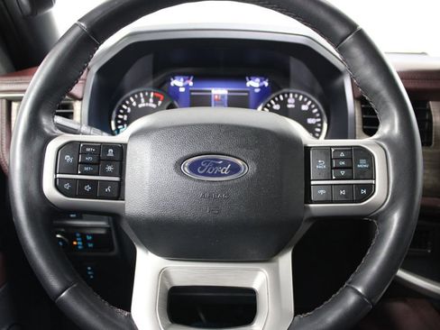 Used 2024 Ford Expedition Limited image 24