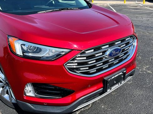 Used 2021 Ford Edge Titanium w/ Cargo Accessory Package AWD/4WD image 31