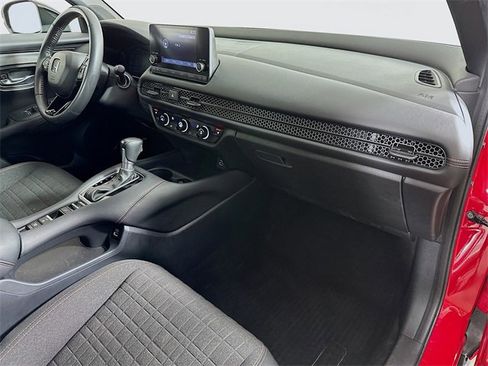 Certified 2023 Honda HR-V Sport image 29