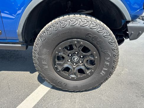 Certified 2021 Ford Bronco First Edition AWD/4WD image 16