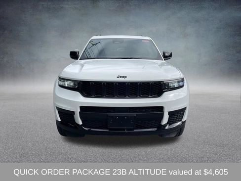 Used 2023 Jeep Grand Cherokee L Laredo AWD/4WD image 3