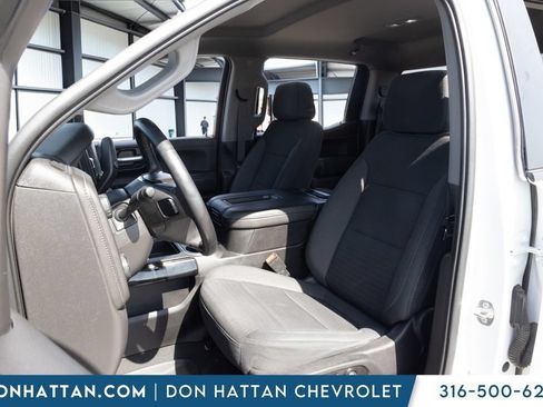 Used 2022 Chevrolet Silverado 1500 RST w/ LPO, Blackout Package AWD/4WD image 13