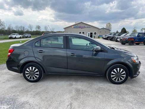 Used 2019 Chevrolet Sonic LS FWD image 1