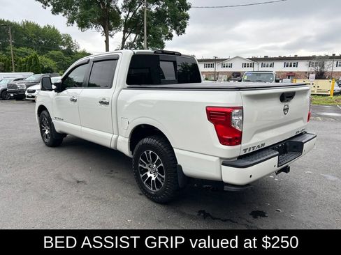 Used 2021 Nissan Titan SV w/ SV Convenience Package AWD/4WD image 7