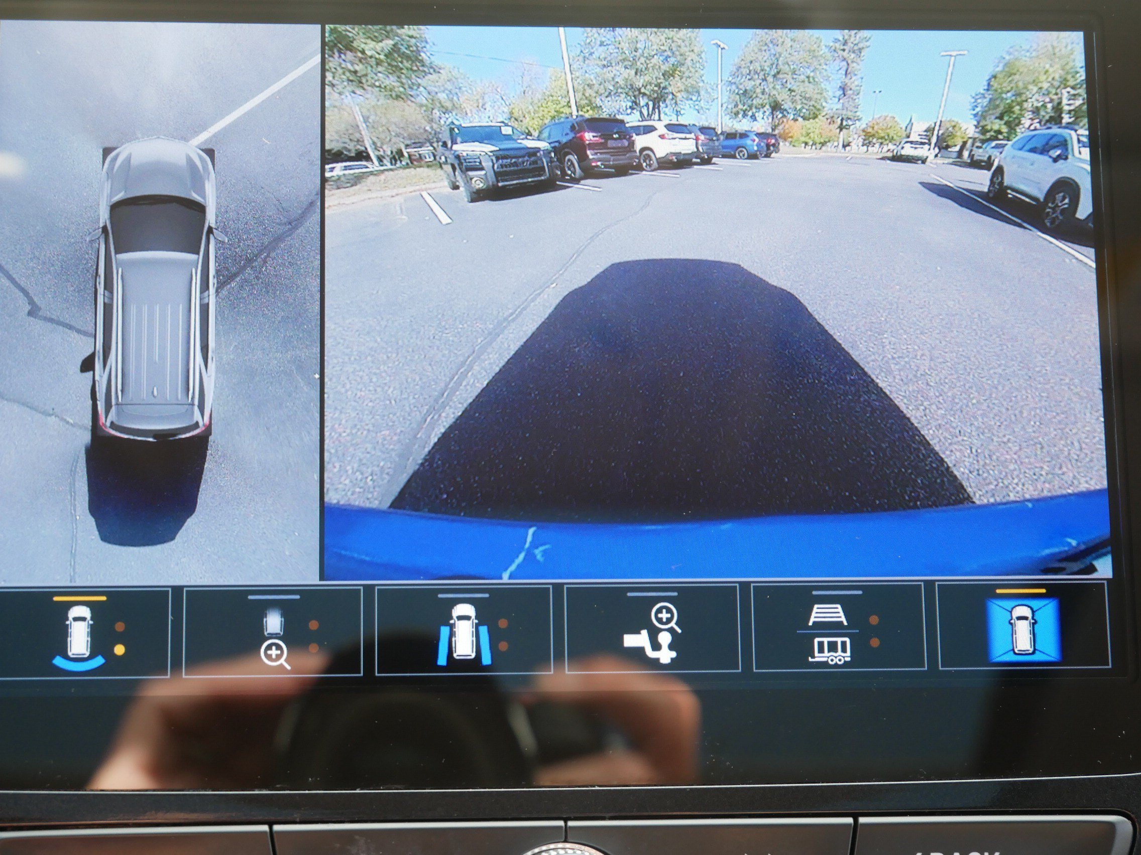 Used 2024 Chevrolet Equinox Premier AWD/4WD image 30
