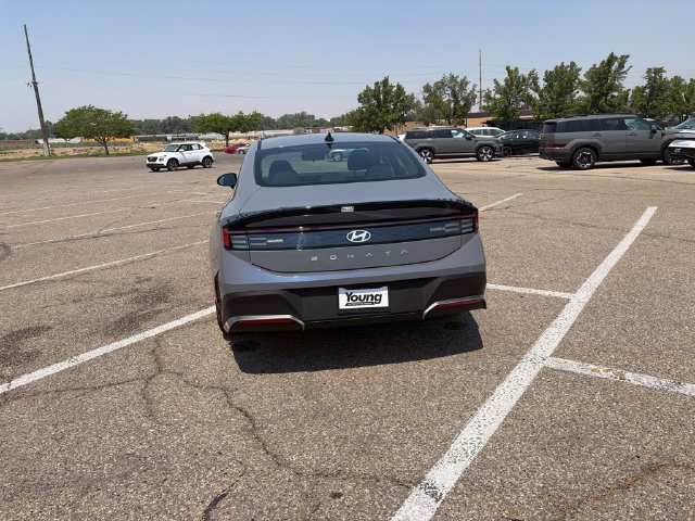 Used 2026 Hyundai Sonata SE FWD image 4