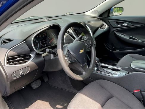 Used 2023 Chevrolet Malibu LT image 17