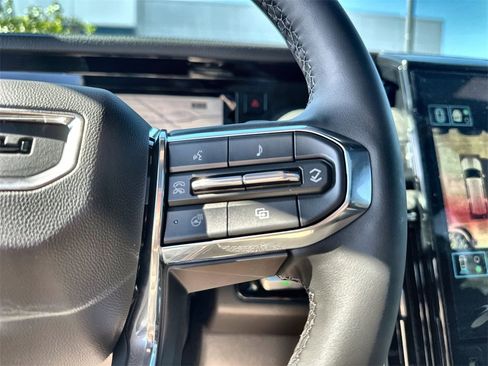 New 2026 GMC Yukon Denali w/ Sun & Power Step Package image 32