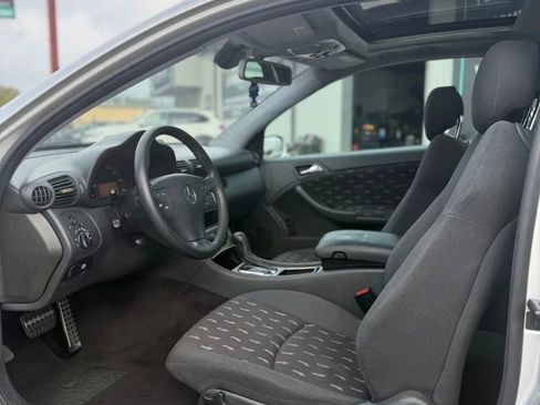 Used 2004 Mercedes-Benz C 230 Coupe image 10