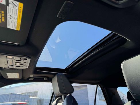 Used 2025 Toyota 4Runner TRD Off-Road Premium image 18