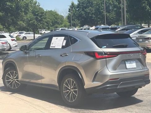 Used 2022 Lexus NX 250 AWD image 5