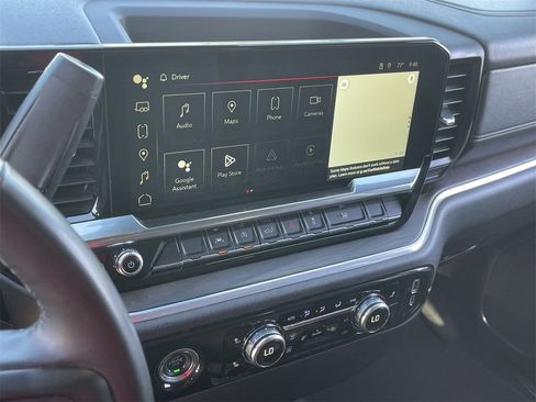 Used 2024 GMC Sierra 1500 SLT image 26