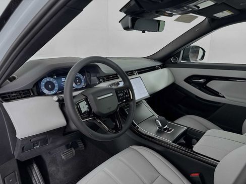 New 2026 Land Rover Range Rover Evoque S AWD/4WD image 9