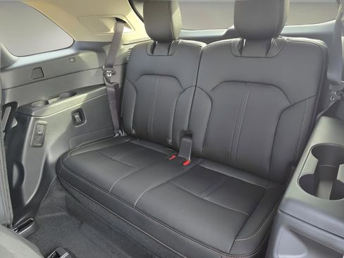 New 2026 MAZDA CX-90 Plug-In Hybrid w/ Preferred image 16