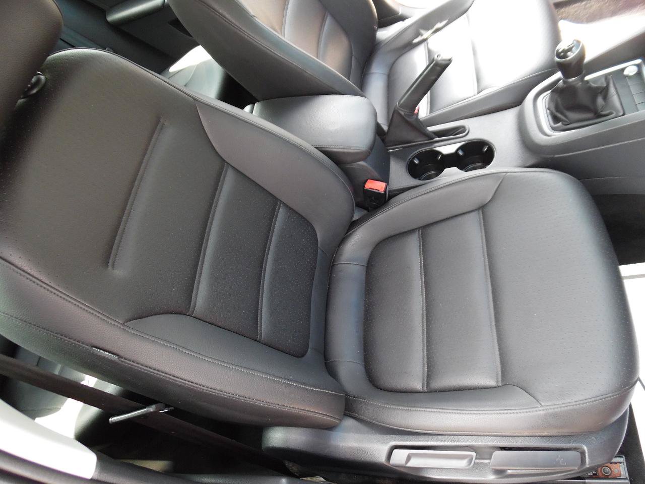 Used 2017 Volkswagen Jetta SE FWD image 23