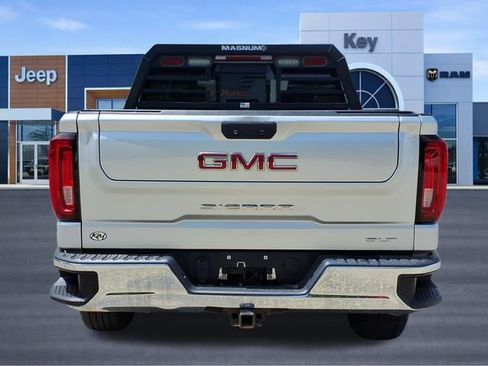 Used 2019 GMC Sierra 1500 SLT w/ SLT Premium Package AWD/4WD image 4