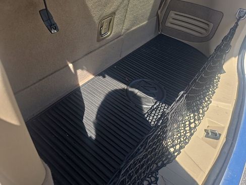 Used 2012 Buick Enclave Leather w/ LPO, Cargo Convenience Pkg image 10